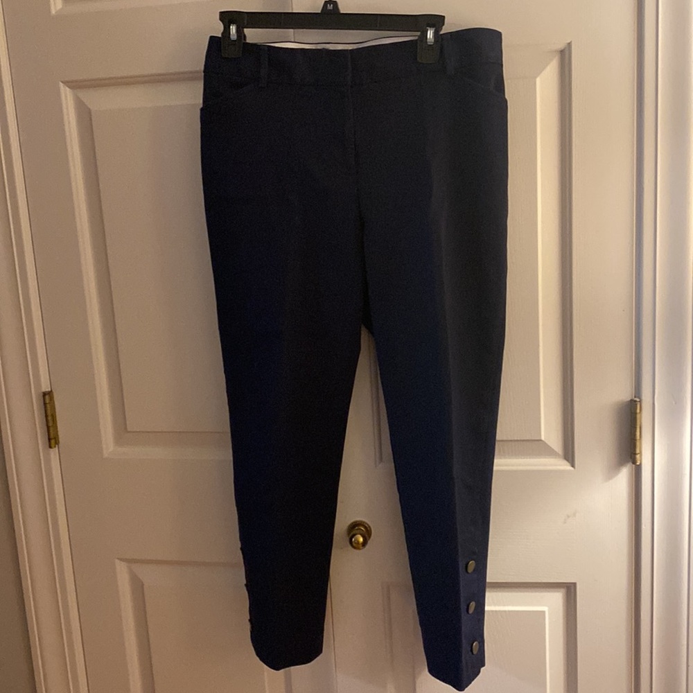 Talbots 14P Hampton Ankle navy blue pants in excellent condition.